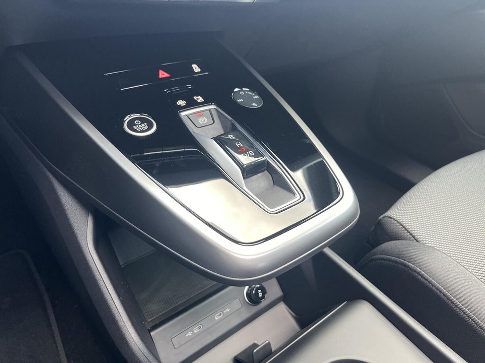 Audi Q4 e-tron 45 Progress quattro 5d