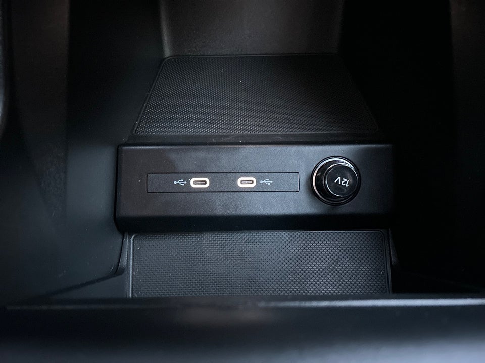 Audi Q4 e-tron 40  5d