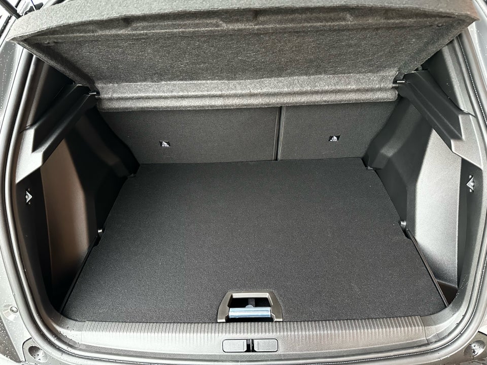 Peugeot e-2008 54 GT 5d