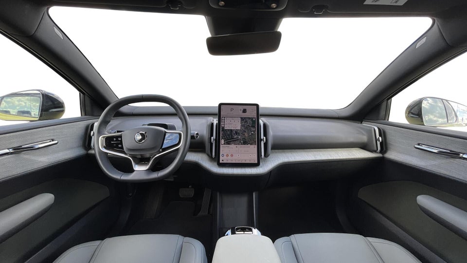 Volvo EX30 Extended Range Plus 5d