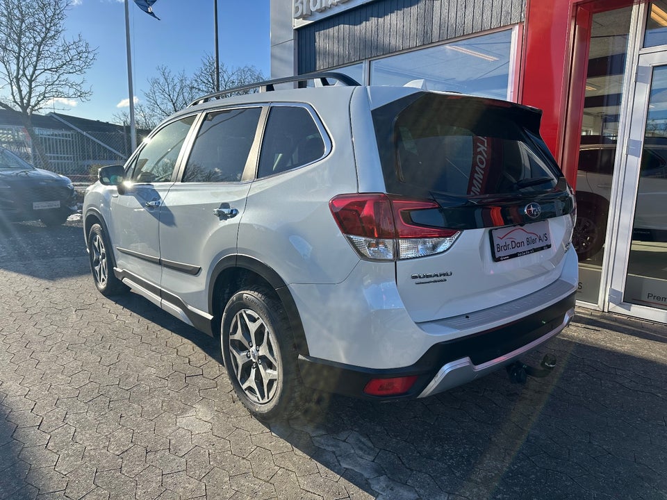 Subaru Forester 2,0 e-Boxer Ridge L-tr. 5d