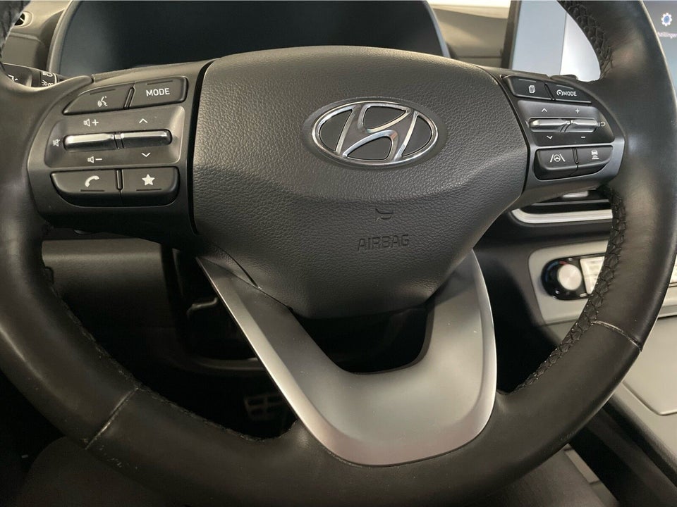 Hyundai Kona 39 EV Select 5d