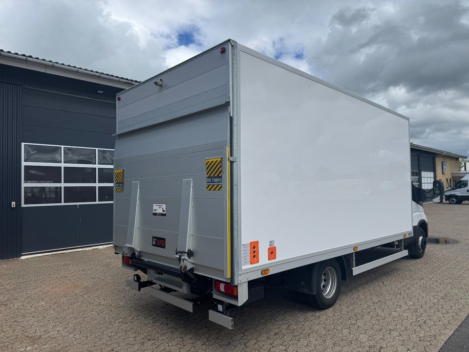 Iveco Daily 3,0 70C21H 4350mm Chassis AG8
