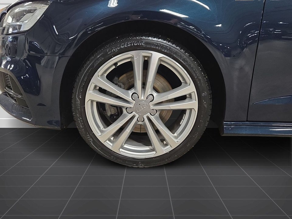 Audi A3 40 TFSi Sport Limited Sportback S-tr. 5d