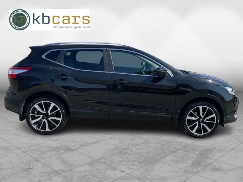Nissan Qashqai 1,2 Dig-T 115 Tekna 5d