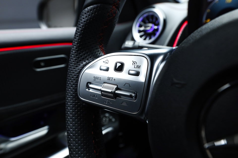 Mercedes EQB350 AMG Line 4Matic 5d