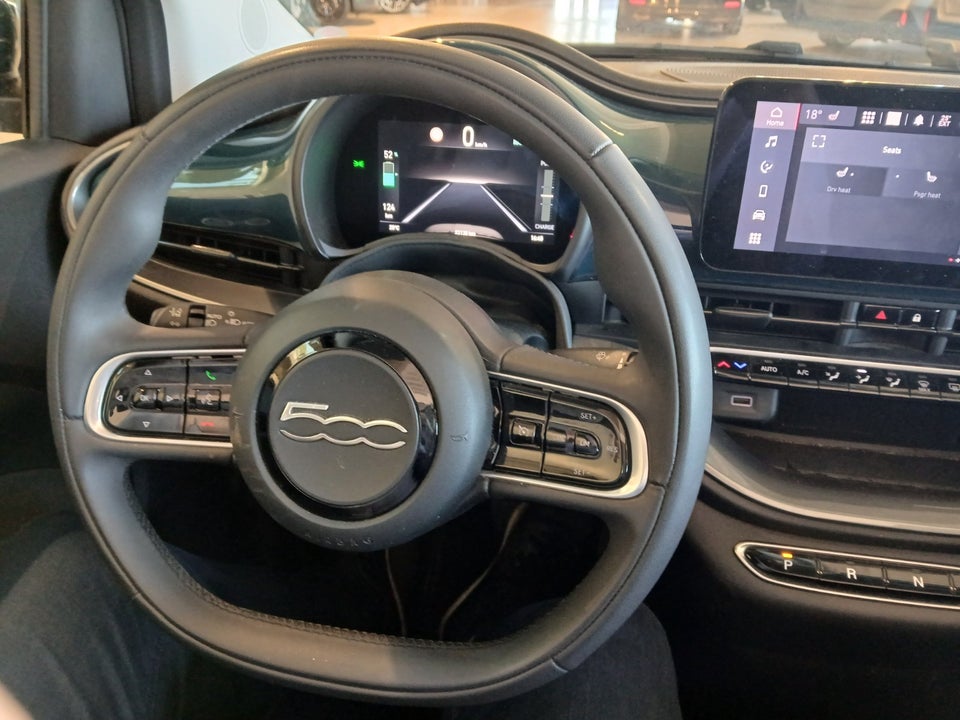 Fiat 500e 42 Lusso Cabrio 2d