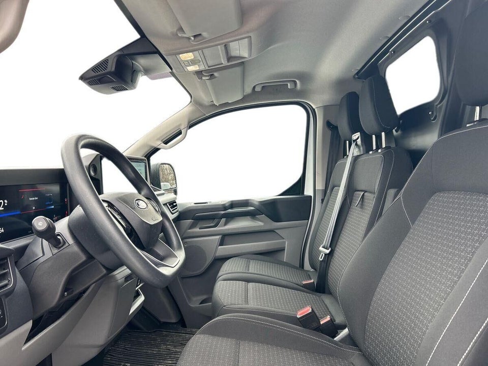 Ford E-Transit Custom 320L 64 Trend