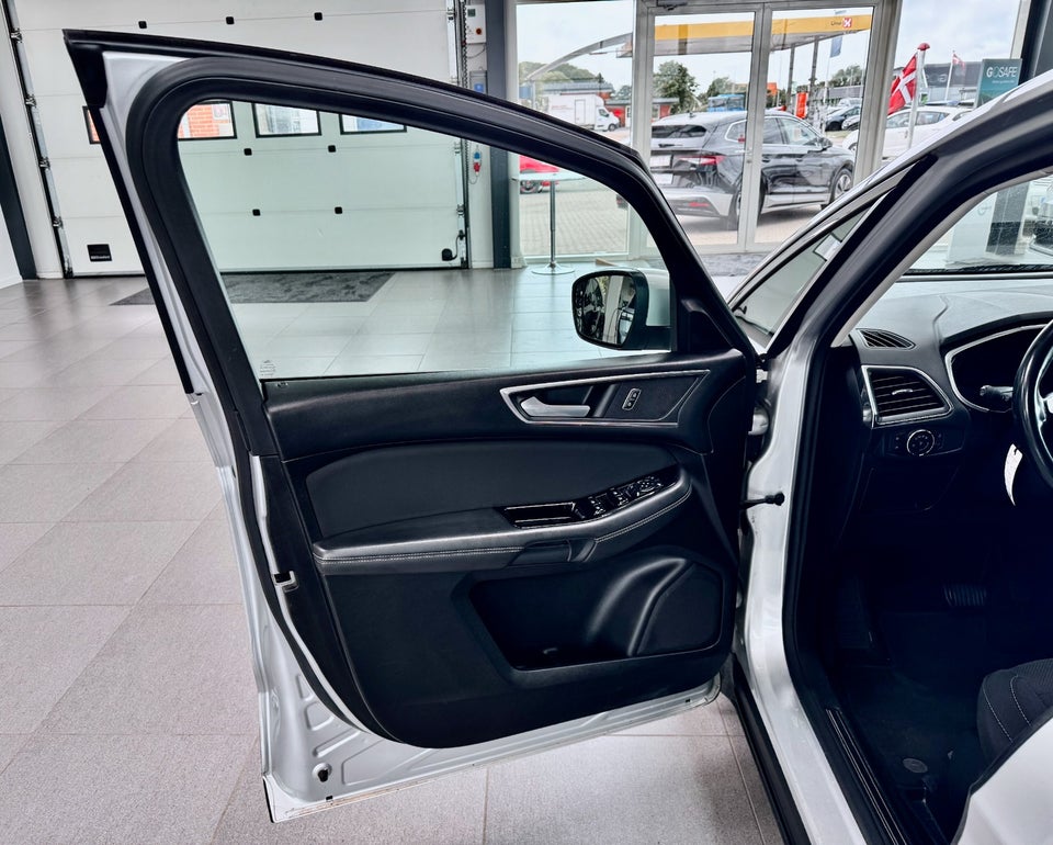 Ford S-MAX 2,0 EcoBlue Titanium aut. 7prs 5d