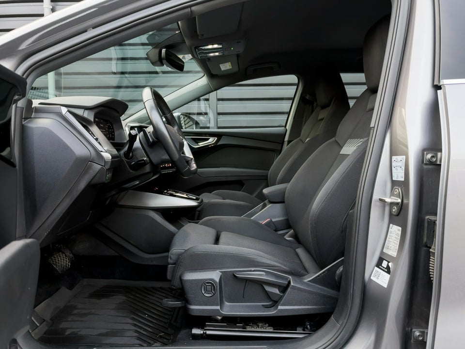 Audi Q4 e-tron 40 Advanced S-line 5d