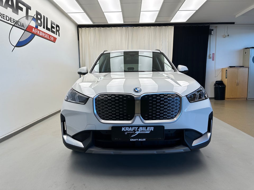 BMW iX1 eDrive20 5d