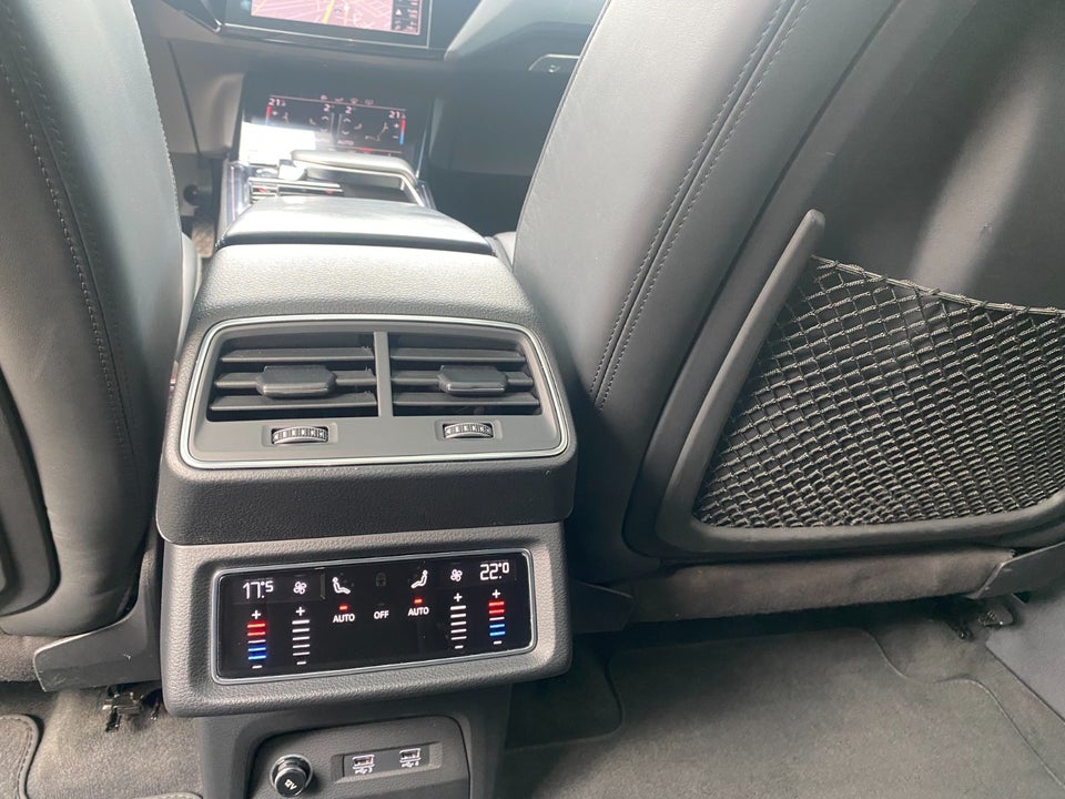 Audi e-tron 55 Advanced quattro 5d