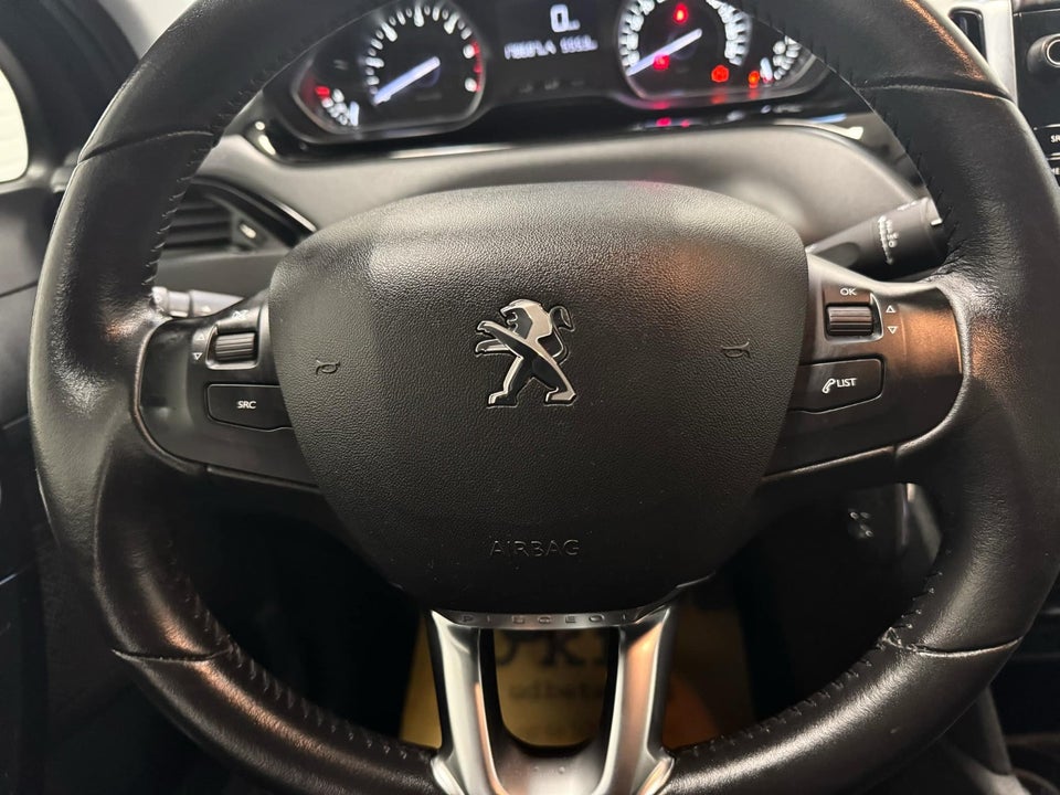 Peugeot 208 1,6 BlueHDi 100 Allure 5d