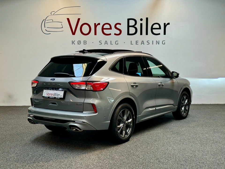 Ford Kuga 2,5 PHEV ST-Line CVT 5d