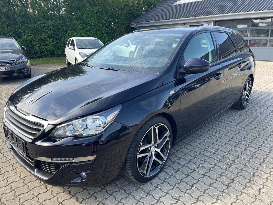 Peugeot 308 1,6 BlueHDi 120 Style SW Van 5d