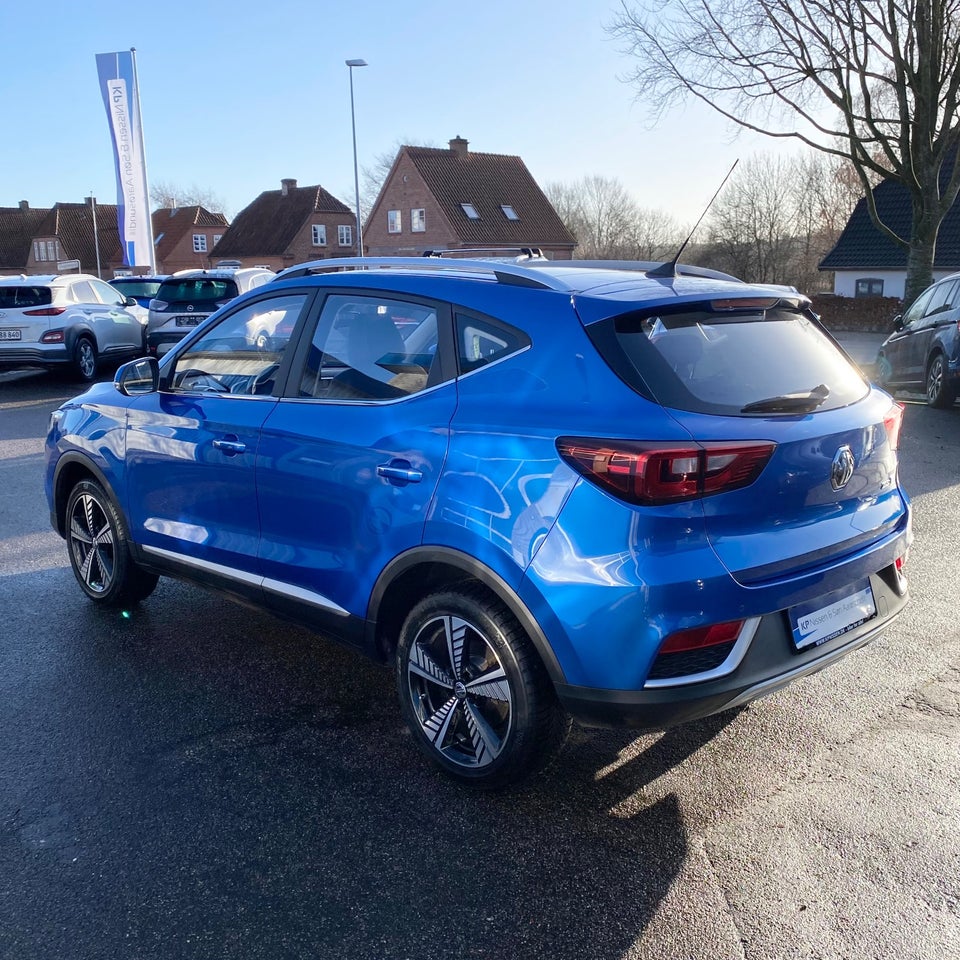 MG ZS EV Luxury 5d