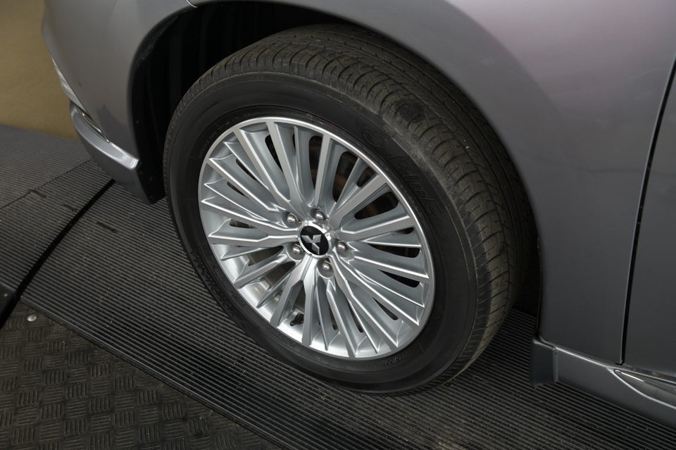 Mitsubishi Outlander 2,4 PHEV Intense CVT 4WD 5d