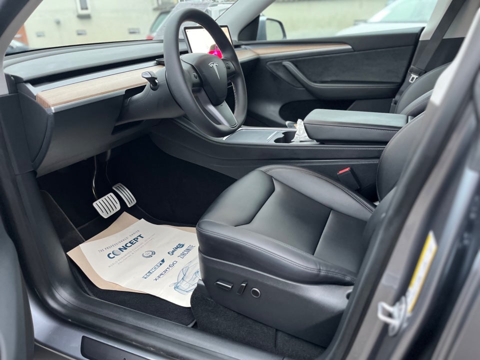 Tesla Model Y Performance AWD 5d