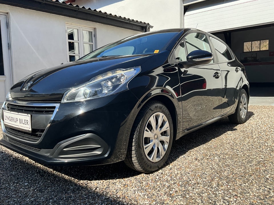 Peugeot 208 1,2 VTi 82 Active 5d