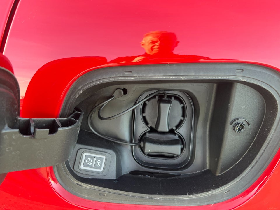 Fiat 600e 54 (RED) 5d