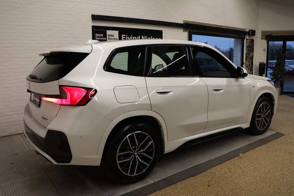 BMW iX1 xDrive30 M-Sport Premium 5d