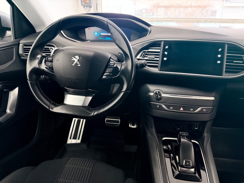 Peugeot 308 1,5 BlueHDi 130 Edition:210+ SW EAT8 5d