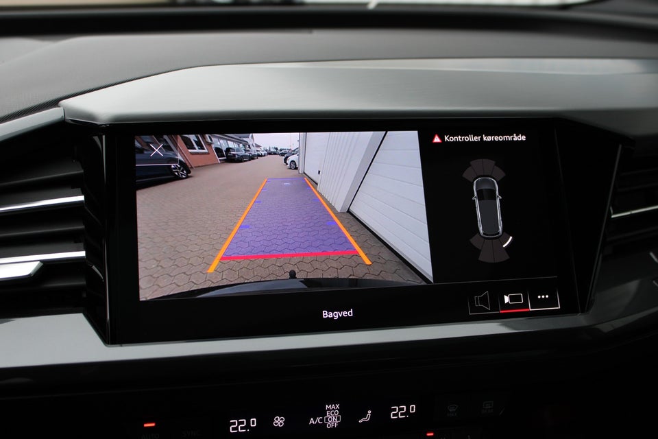 Audi Q4 e-tron 45 S-line 5d