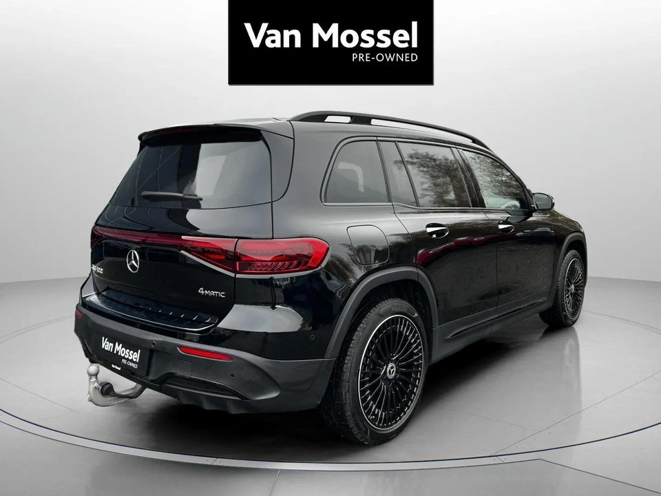 Mercedes EQB300 AMG Line 4Matic 5d