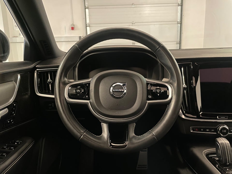 Volvo V90 2,0 T8 ReCharge R-Design aut. AWD 5d