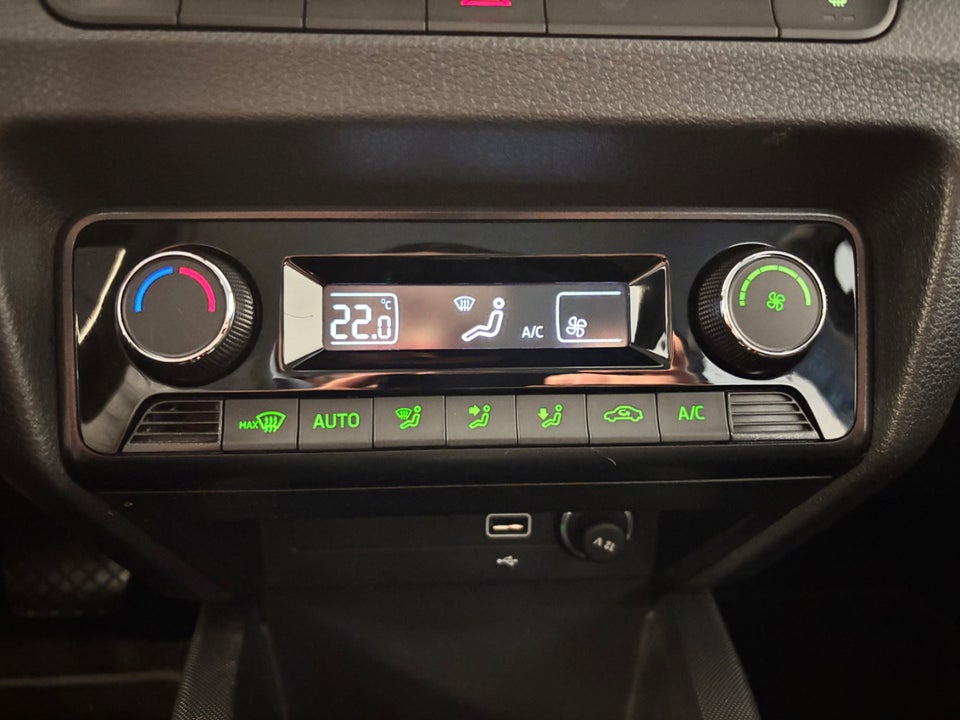 Skoda Fabia 1,0 TSi 110 Ambition Combi DSG 5d