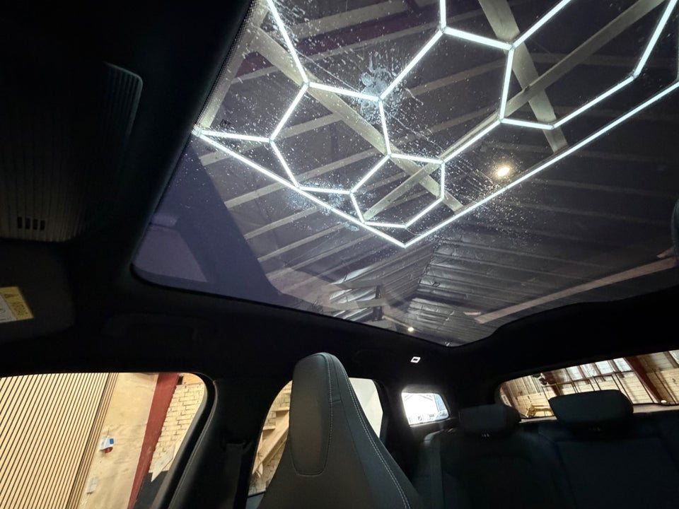 Ford Explorer 77 Premium Extended Range 5d