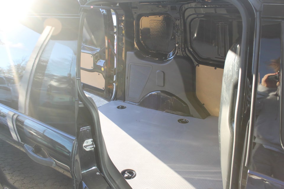 Ford Transit Connect 1,5 EcoBlue Trend kort