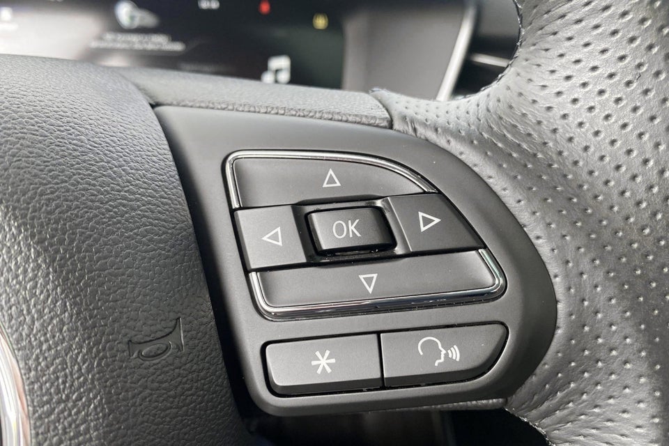 MG Marvel R Performance 5d