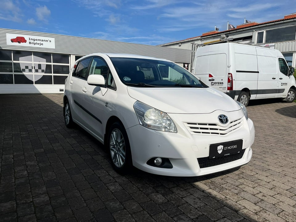 Toyota Verso 2,2 D-CAT 150 T3 aut. 7prs 5d