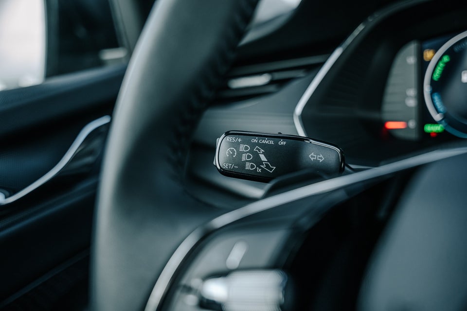 Skoda Octavia 1,4 TSi iV Plus Combi DSG 5d