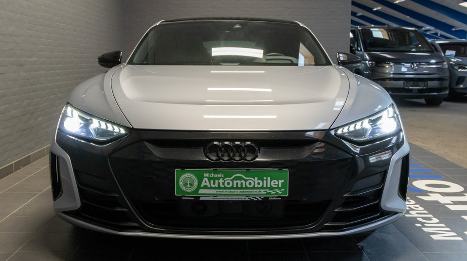 Audi RS e-tron GT quattro 4d