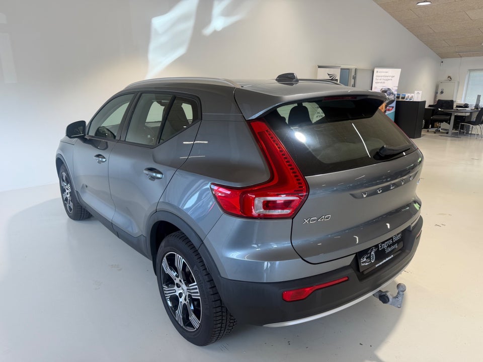 Volvo XC40 2,0 D3 150 Momentum aut. 5d