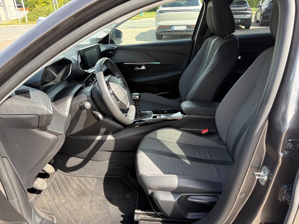 Peugeot 208 1,2 PureTech 100 Supreme+ 5d