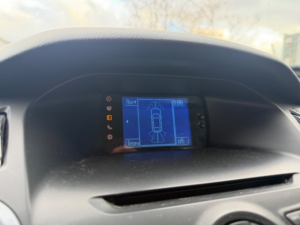 Ford Focus 1,6 TDCi 115 Edition stc. 5d