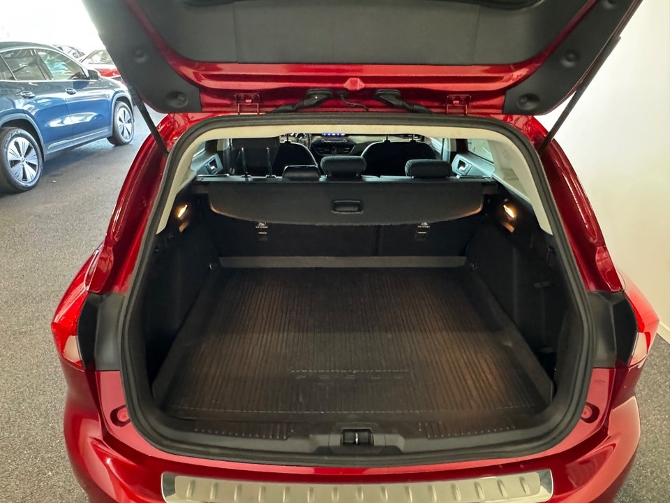 Ford Focus 1,5 EcoBlue Titanium Business stc. aut. 5d