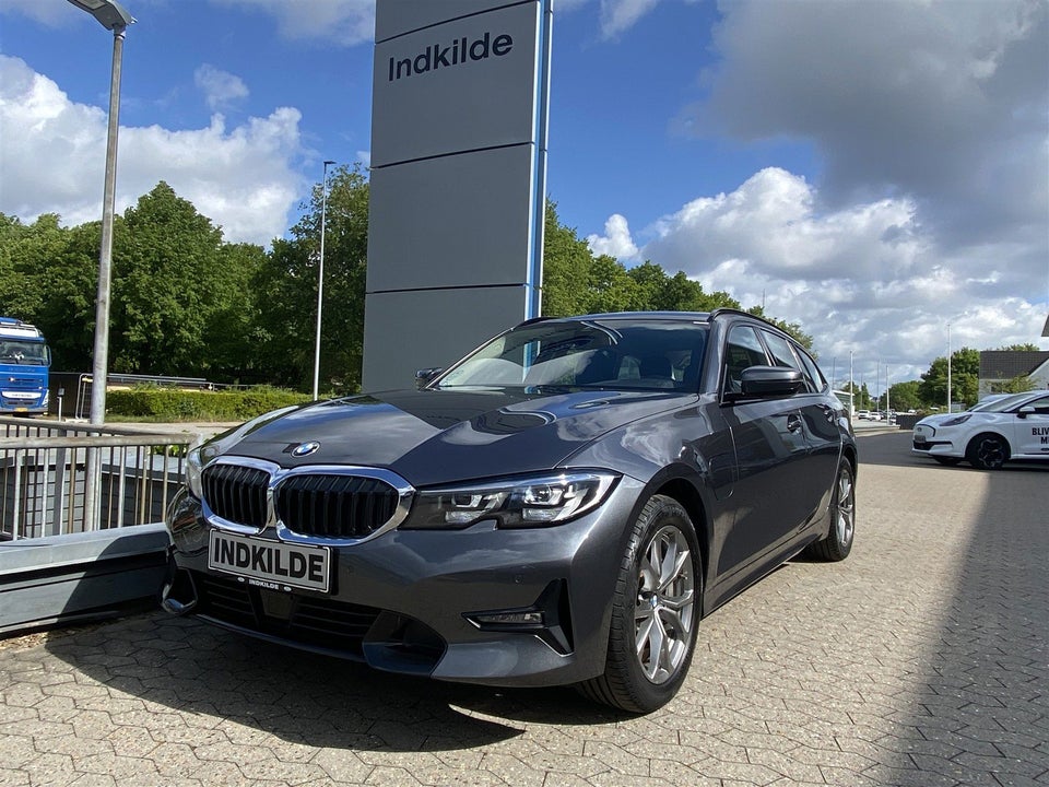 BMW 330e 2,0 Touring Sport Line aut. 5d