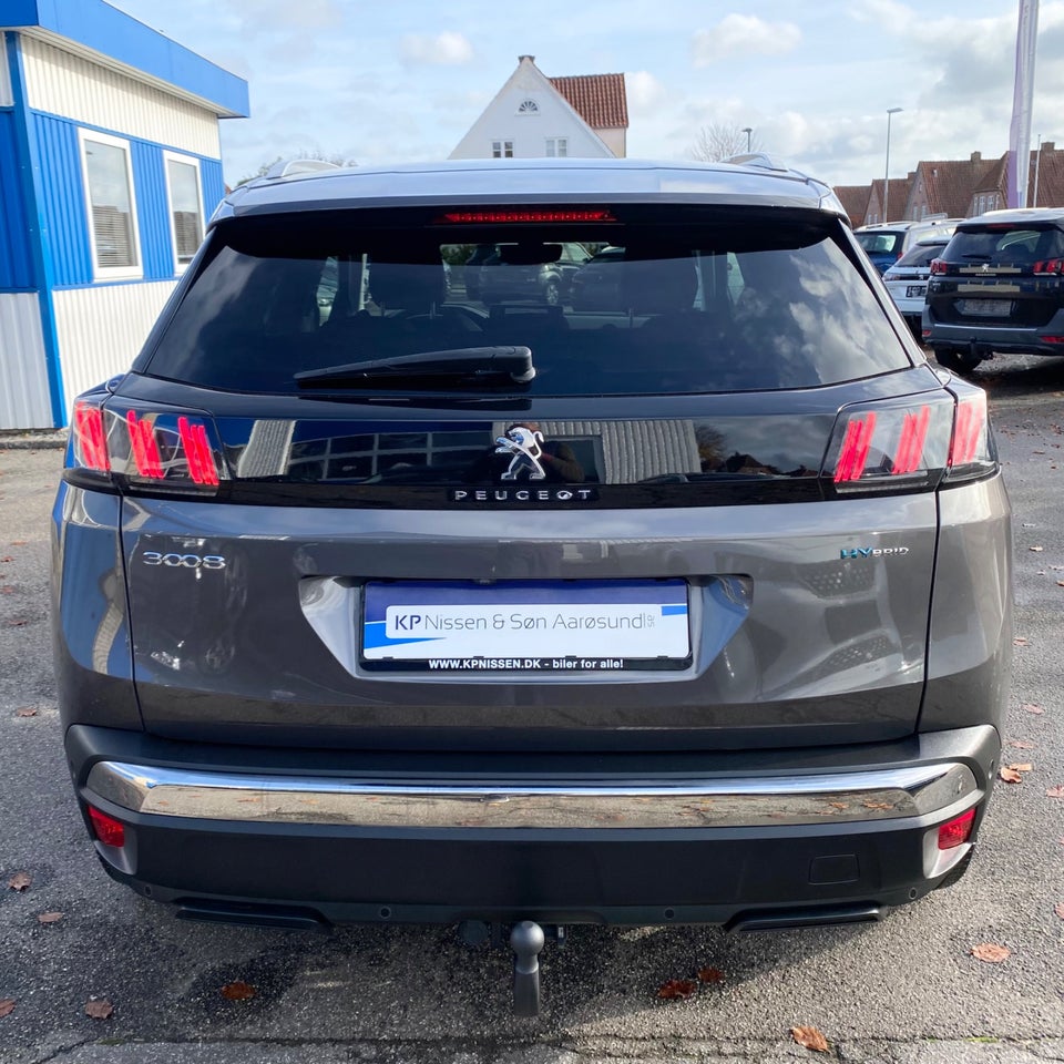 Peugeot 3008 1,6 Hybrid Allure Pack LTD EAT8 5d