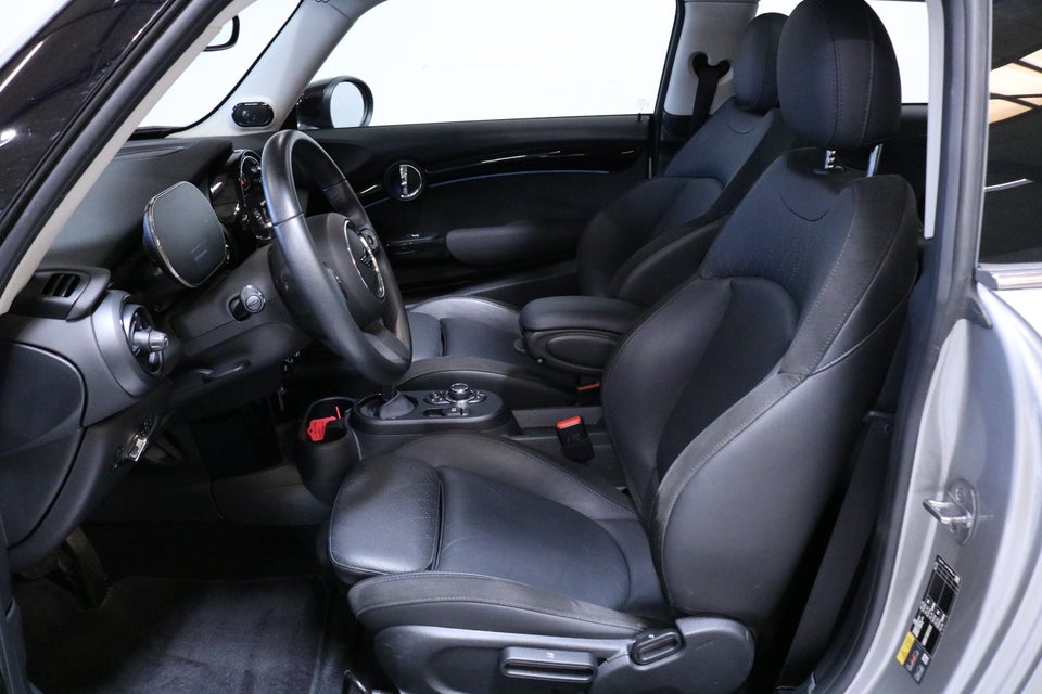 MINI Cooper SE Edition Premium Plus 3d