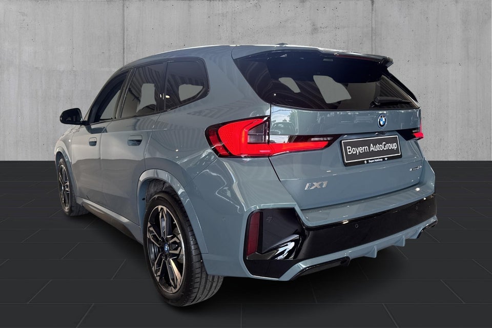 BMW iX1 eDrive20 M-Sport 5d