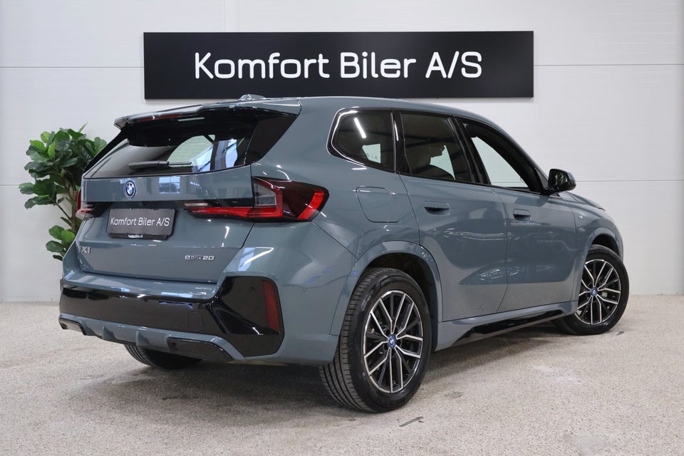 BMW iX1 eDrive20 M-Sport 5d