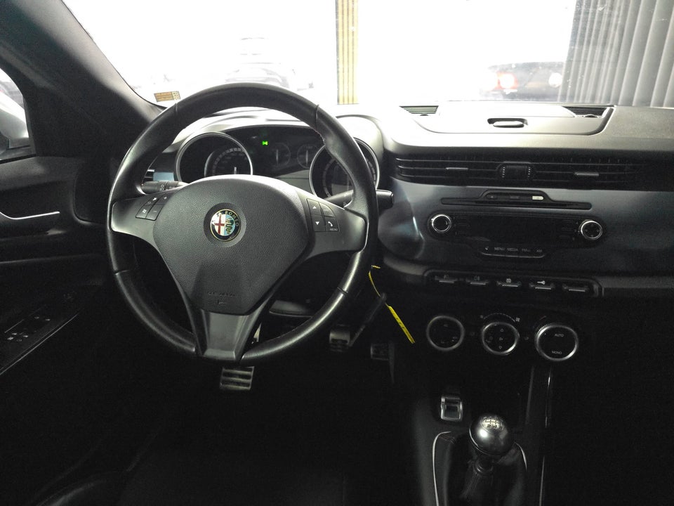 Alfa Romeo Giulietta 1,4 M-Air 170 Sportiva 5d