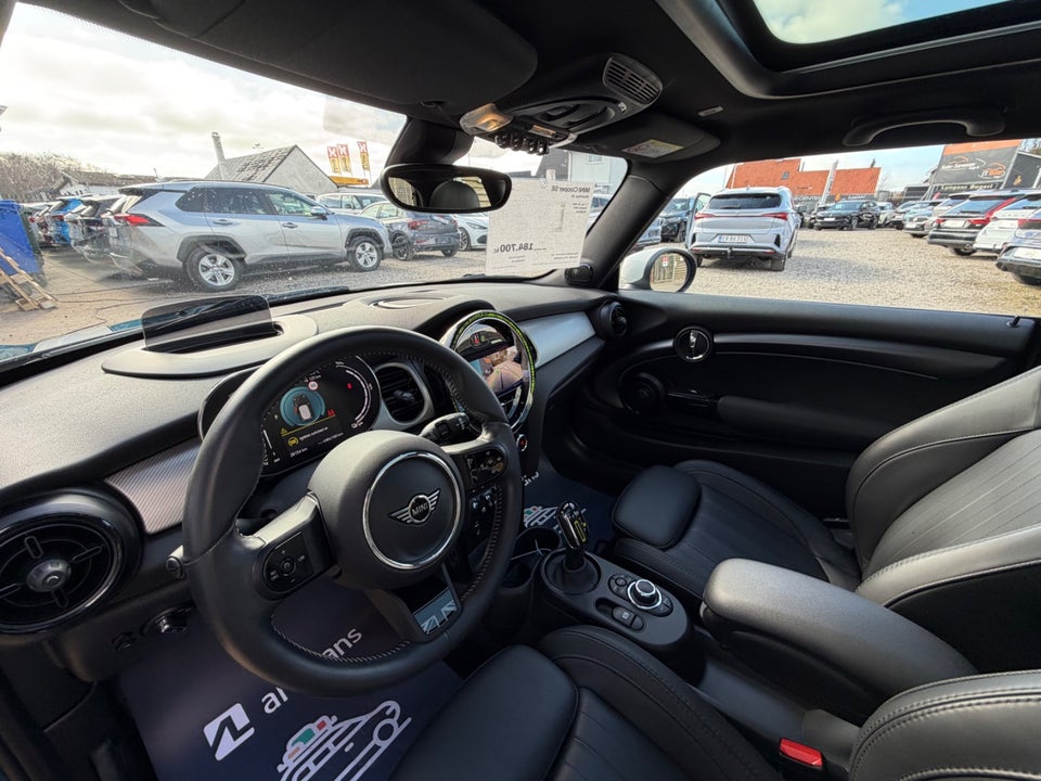MINI Cooper SE Maximise 3d