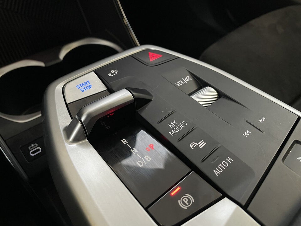 BMW iX1 eDrive20 M-Sport 5d