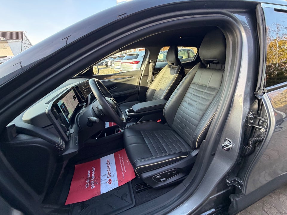 Renault Megane E-Tech 60 Iconic 5d