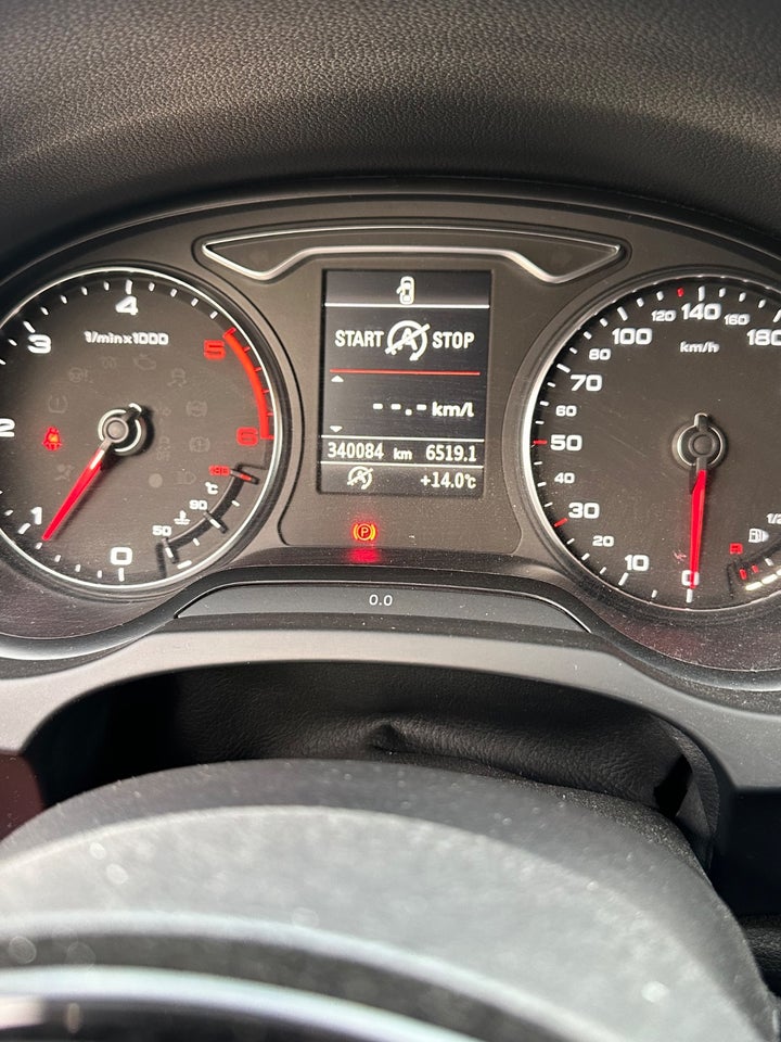 Audi A3 1,6 TDi 110 Ambition 4d
